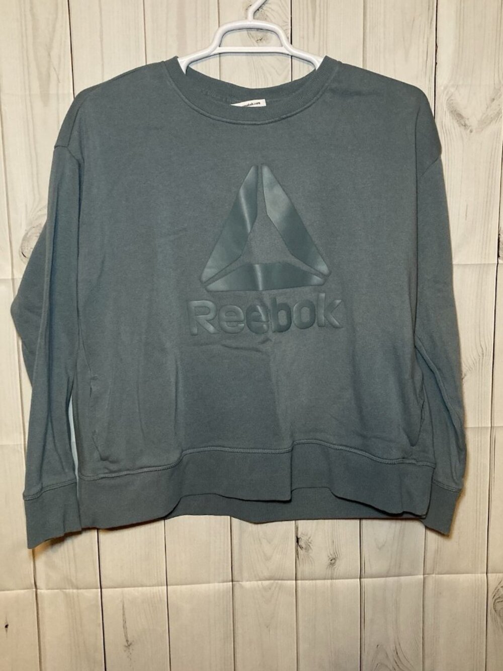 Reebok Women’s Sweatshirt Pullover Crew Neck Long Sleeve Pockets Sage Green XL